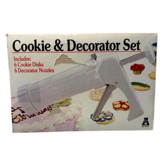 Acme Other - NEW Acme Cookie & Decorator Set – 6 Disks + 6 Nozzles